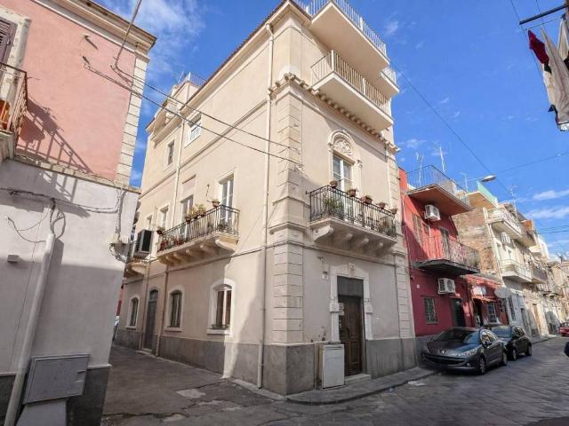 Palazzo / Stabile in vendita a Catania CT