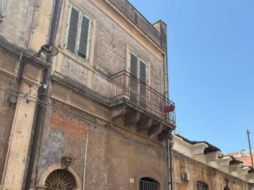 Palazzo / Stabile in vendita a Catania CT