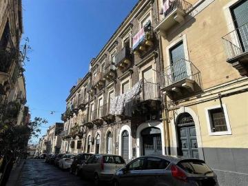 Palazzo / Stabile in vendita a Catania CT
