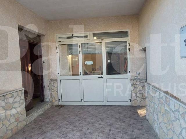 Palazzo / Stabile in vendita a Catanzaro CZ