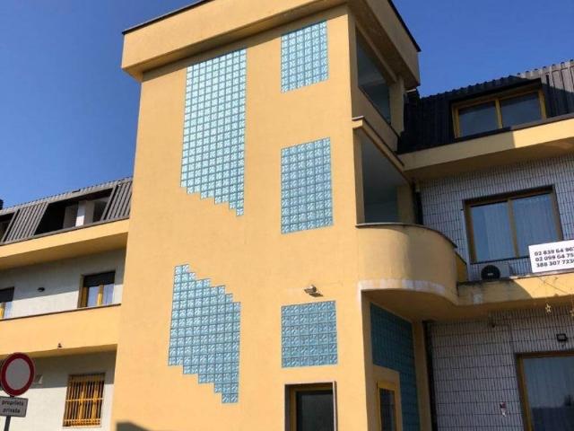 Palazzo / Stabile in vendita a Cesate MI