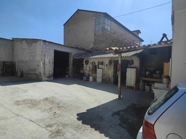 Palazzo / Stabile in vendita a Cesa CE