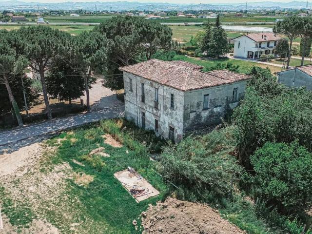 Palazzo / Stabile in vendita a Cesena FC