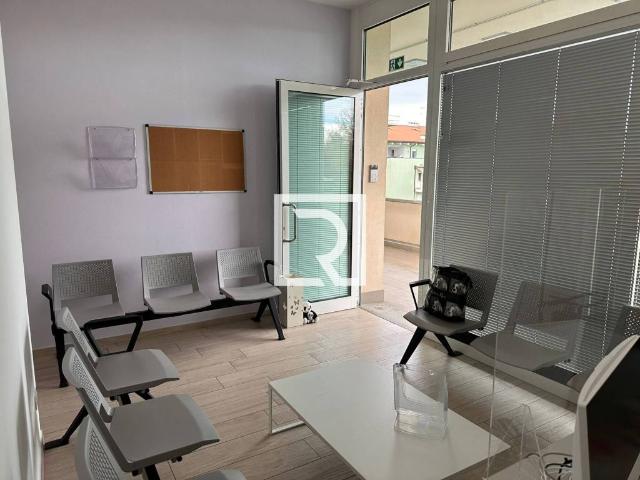 Palazzo / Stabile in vendita a Cesena FC