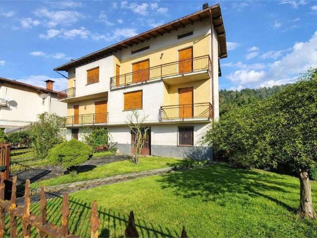 Palazzo / Stabile in vendita a Cerete BG