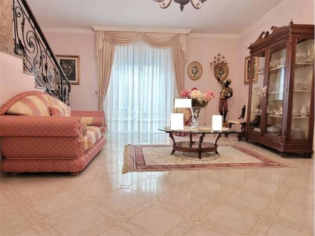 Palazzo / Stabile in vendita a Cerignola FG