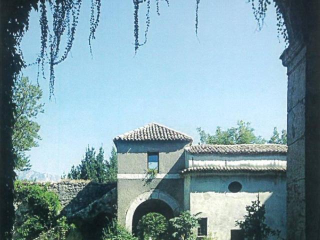 Palazzo / Stabile in vendita a Cervinara AV