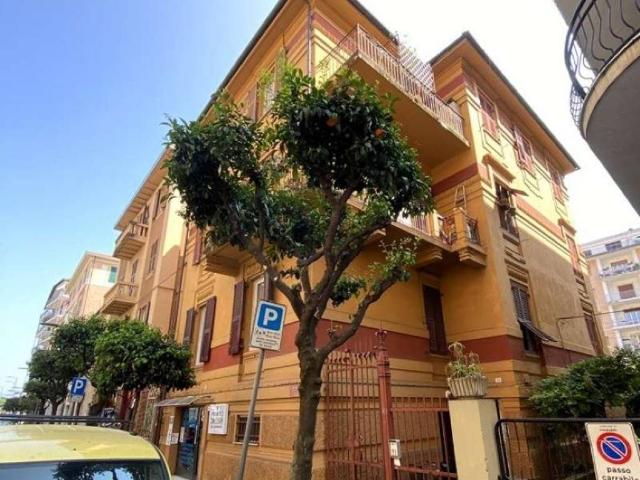 Palazzo / Stabile in vendita a Chiavari GE