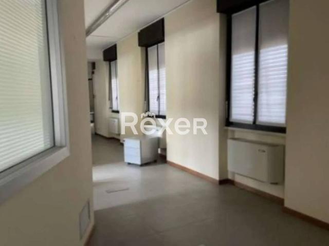 Palazzo / Stabile in vendita a Chiari BS