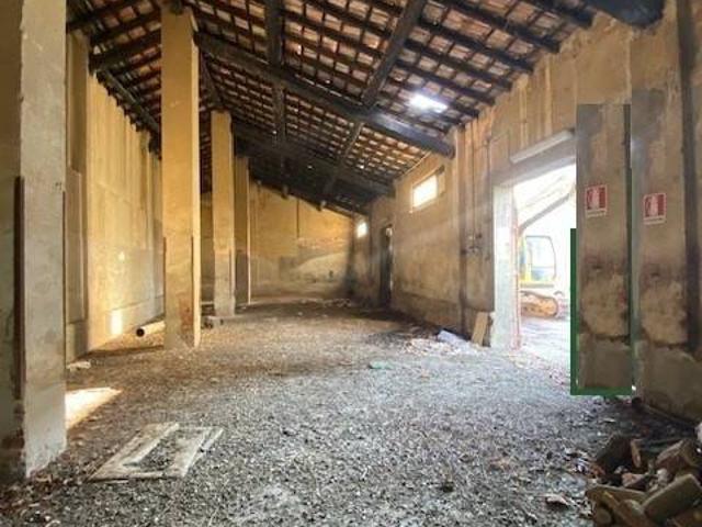 Palazzo / Stabile in vendita a Chignolo Po PV