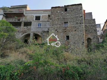 Palazzo / Stabile in vendita a Cicerale SA