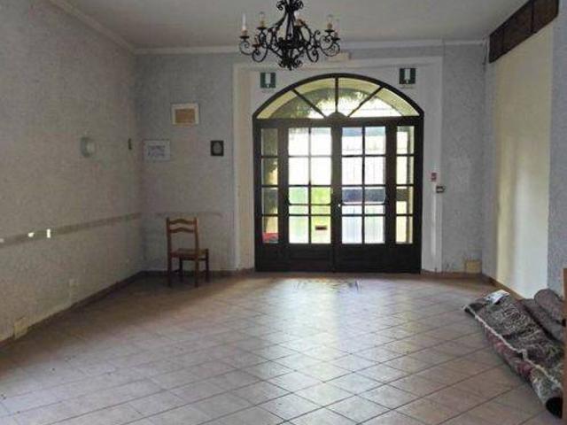 Palazzo / Stabile in vendita a Cingoli MC