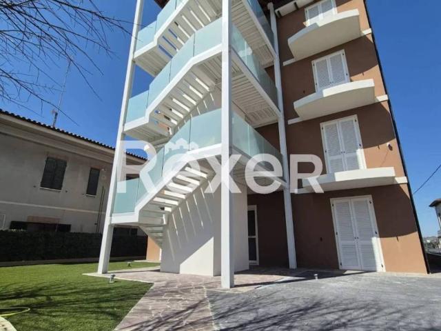 Palazzo / Stabile in vendita a Cingoli MC