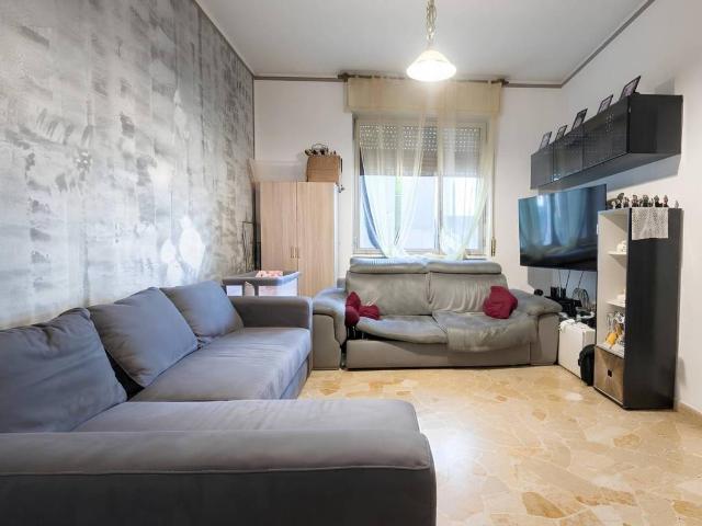 Palazzo / Stabile in vendita a Cinisello Balsamo MI