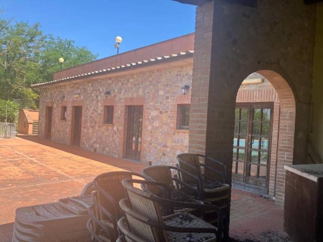 Palazzo / Stabile in vendita a Città della Pieve PG