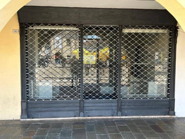Palazzo / Stabile in vendita a Cittadella PD