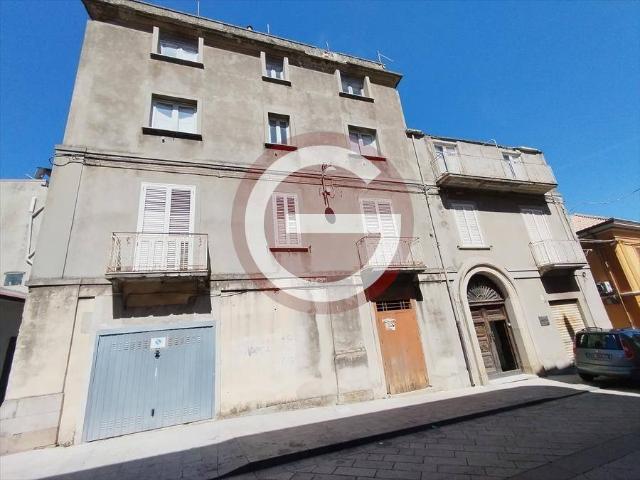 Palazzo / Stabile in vendita a Cittanova RC