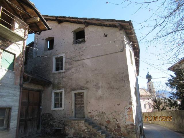 Palazzo / Stabile in vendita a Civezzano TN