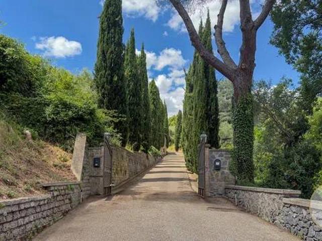 Palazzo / Stabile in vendita a Civitella d'Agliano VT