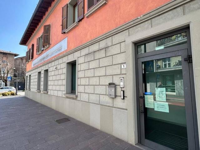 Palazzo / Stabile in vendita a Coccaglio BS