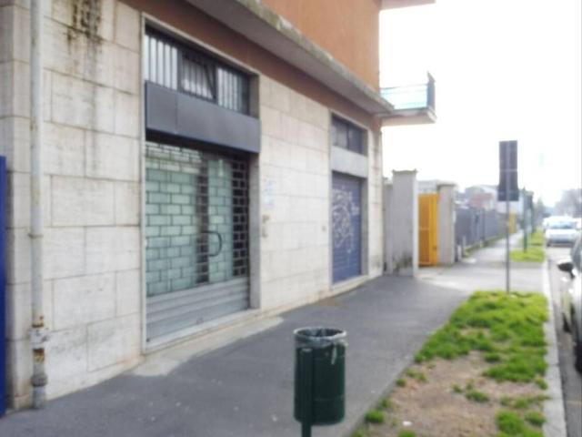 Palazzo / Stabile in vendita a Cologno Monzese MI