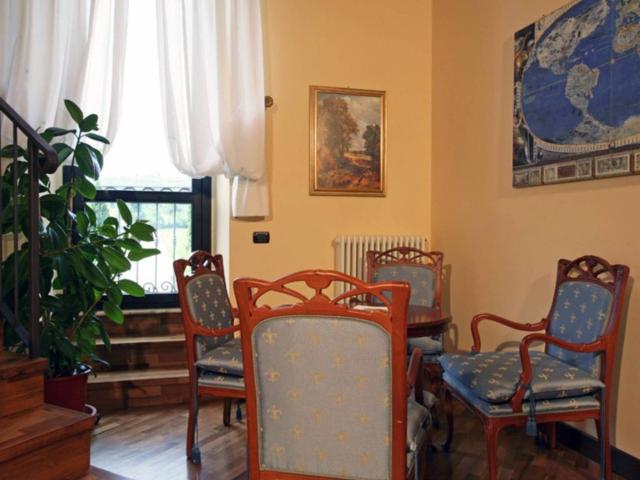 Palazzo / Stabile in vendita a Colli del Tronto AP