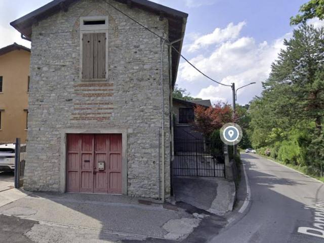 Palazzo / Stabile in vendita a Como CO