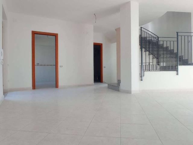 Palazzo / Stabile in vendita a Corbara SA