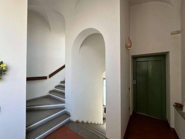 Palazzo / Stabile in vendita a Cortemaggiore PC