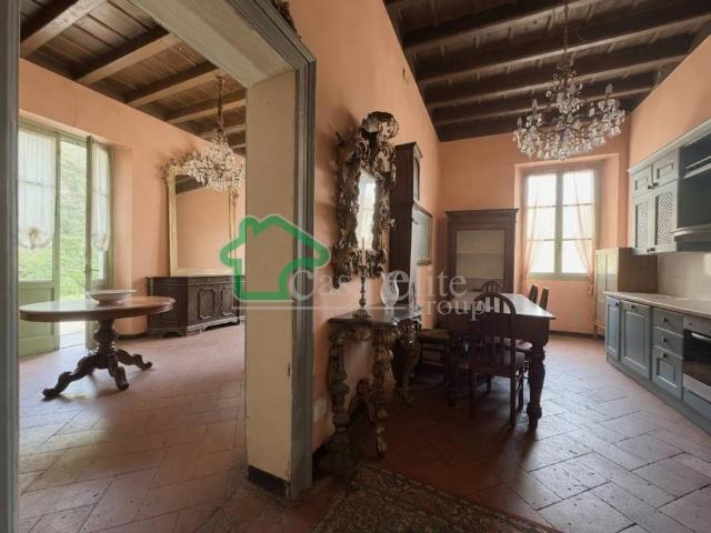 Palazzo / Stabile in vendita a Crema CR