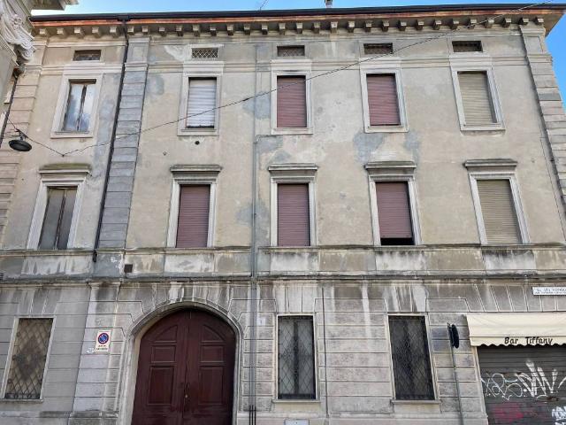 Palazzo / Stabile in vendita a Cremona CR