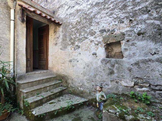 Palazzo / Stabile in vendita a Durazzano BN