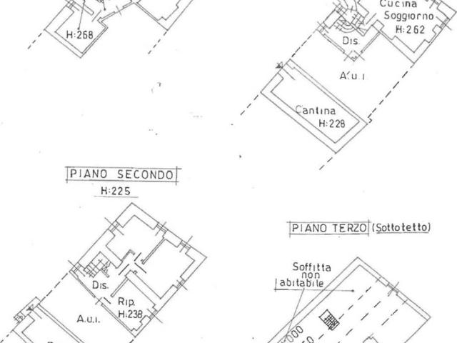 Palazzo / Stabile in vendita a Domodossola VB