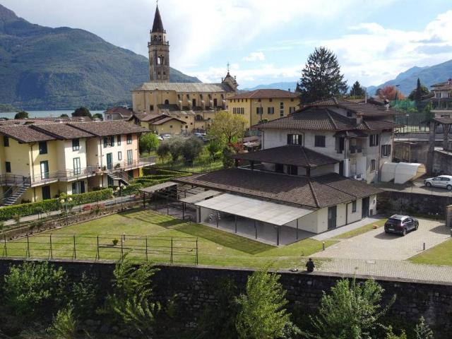 Palazzo / Stabile in vendita a Domaso CO