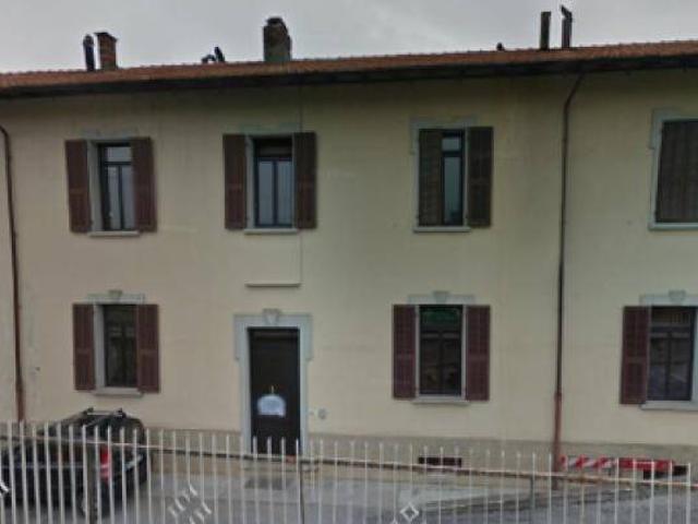 Palazzo / Stabile in vendita a Dronero CN