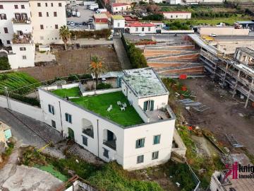 Palazzo / Stabile in vendita a Ercolano NA