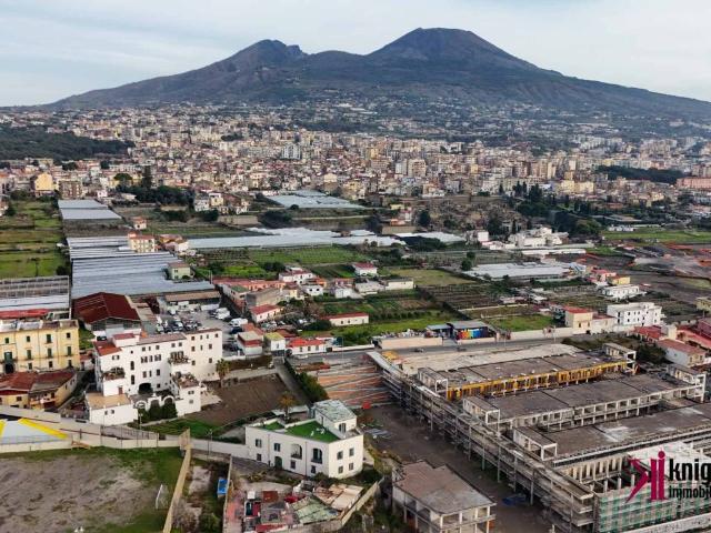 Palazzo / Stabile in vendita a Ercolano NA
