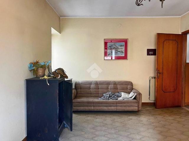 Palazzo / Stabile in vendita a Esine BS