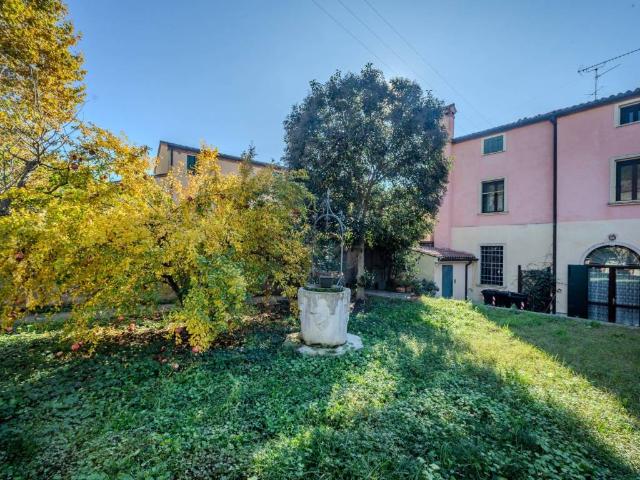 Palazzo / Stabile in vendita a Este PD