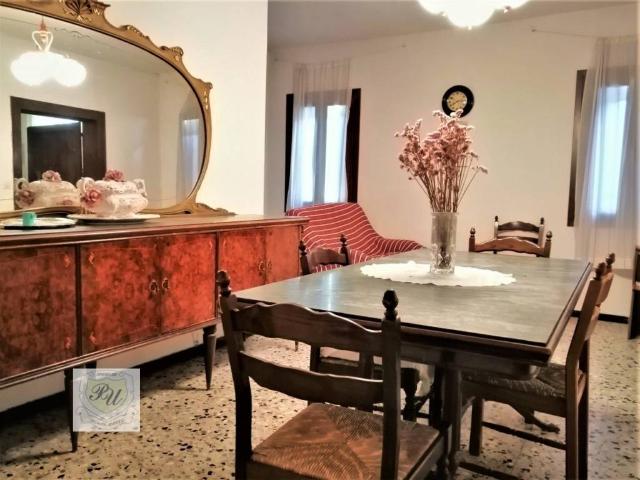 Palazzo / Stabile in vendita a Este PD