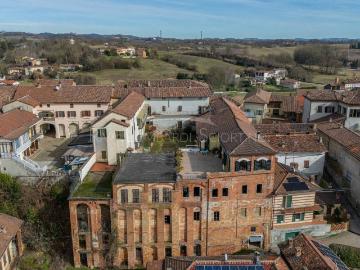 Palazzo / Stabile in vendita a Fubine Monferrato AL