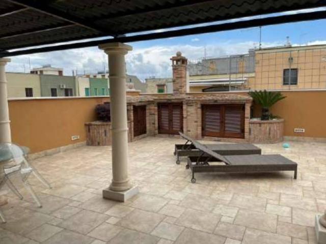Palazzo / Stabile in vendita a Fasano BR