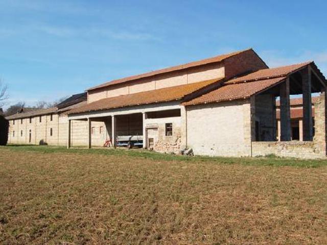 Palazzo / Stabile in vendita a Felino PR