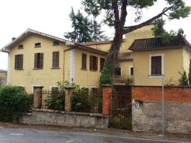 Palazzo / Stabile in vendita a Ferentino FR