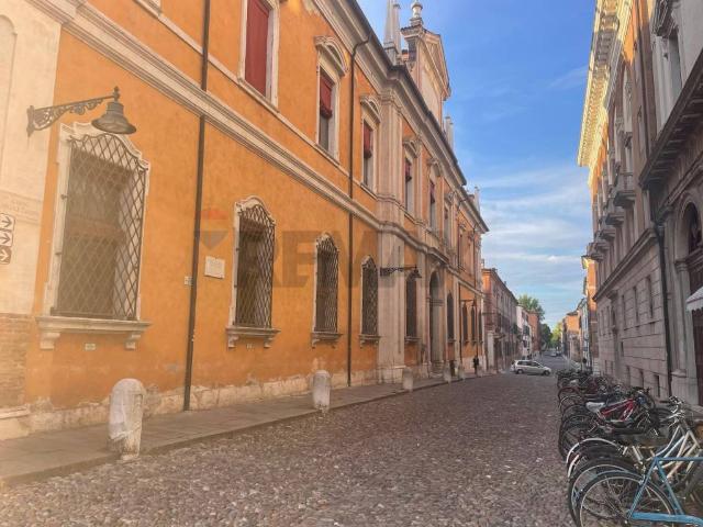 Appartamento in vendita a Ferrara FE