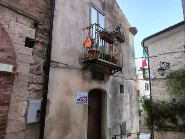 Palazzo / Stabile in vendita a Ferrazzano CB