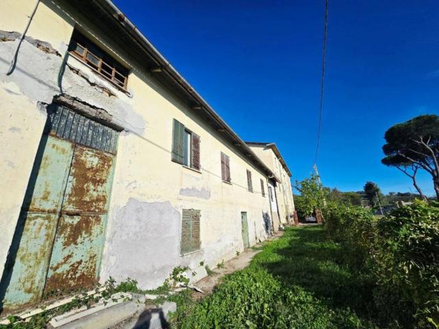 Palazzo / Stabile in vendita a Fiano Romano RM