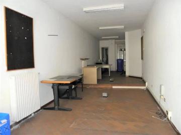 Palazzo / Stabile in vendita a Fidenza PR