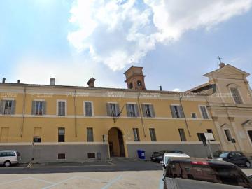 Palazzo / Stabile in vendita a Fidenza PR