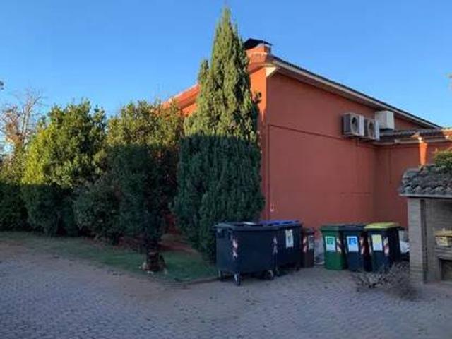 Palazzo / Stabile in vendita a Finale Emilia MO